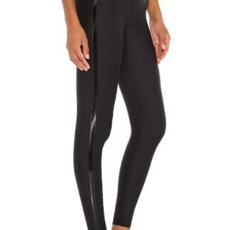 Essential Ultra High Legging