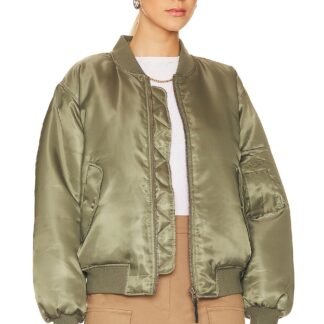 Leon Bomber
