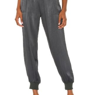 BLACK Sleek Textured Pant