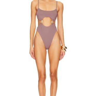 Bora One Piece