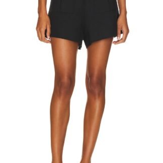 Camilla Short